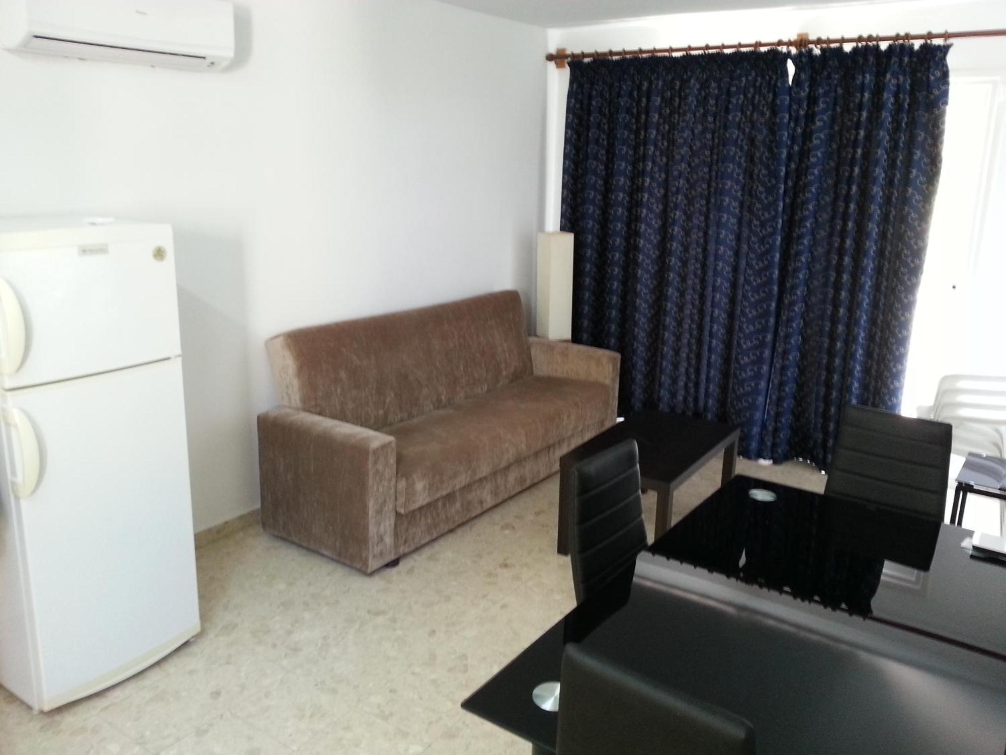 Pelides Apartments Larnaca Room photo